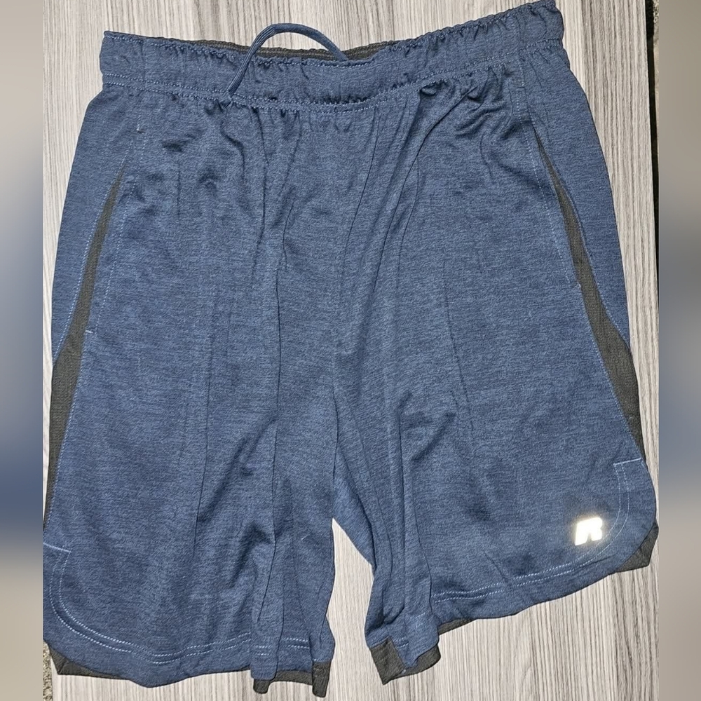 Russell Mens Medium Athletic Shorts